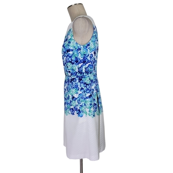 Tahari ASL Dress Size 8P White Blue Floral Sleeveless Box Pleat Pockets Textured - Picture 3 of 10